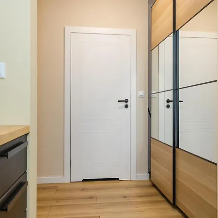 Shortstaypoland Sierakowskiego Apartment Warsaw