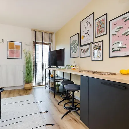 Apartman Shortstaypoland Sierakowskiego